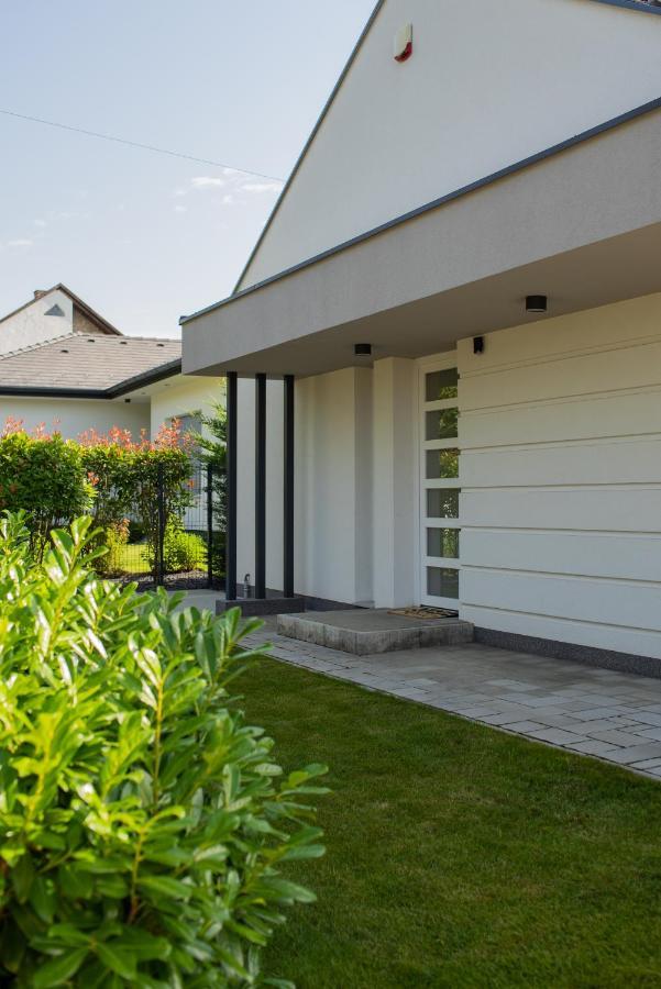 Twins Apartman Hévíz Exterior foto
