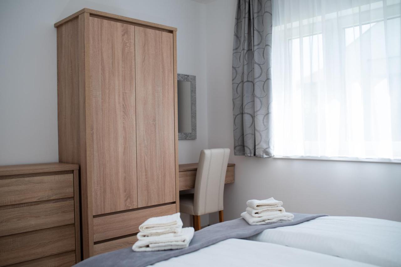Twins Apartman Hévíz Exterior foto